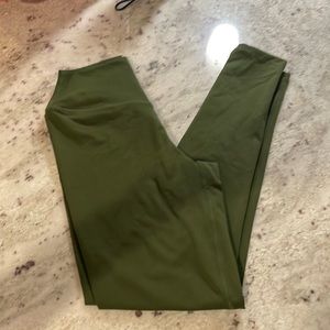 Balance Green Ascend Leggings
